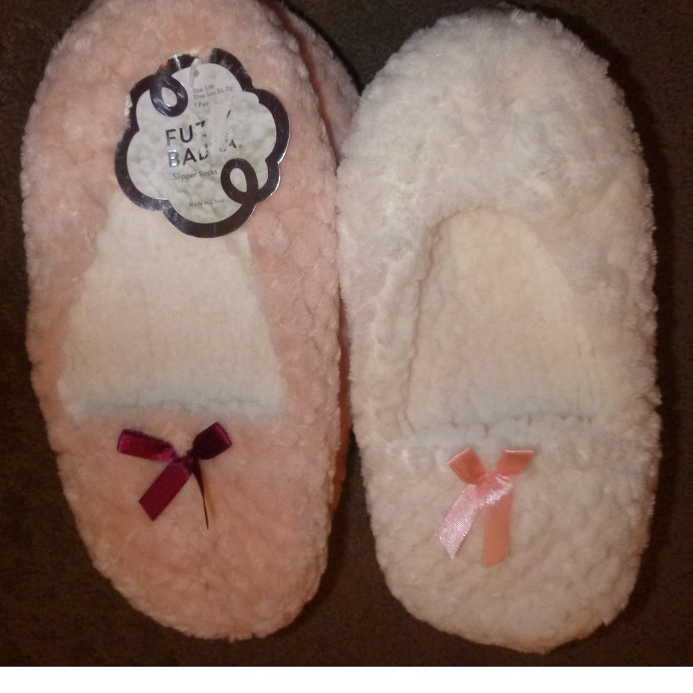 2 Pairs of Womens Fuzzy Babba Loafer Slippers Size S/M Pink Cream padded NWT